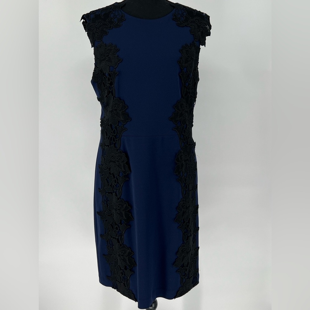 BETSEY JOHNSON NAVY BLUE W/BLACK LACE APPLIQUÉ SHOULDER TO HEM SHEATH DRESS